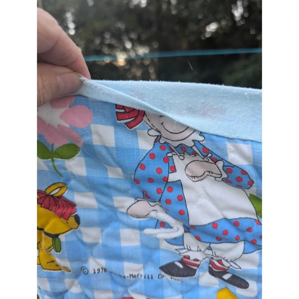Vintage Raggedy Ann and Andy Baby Blanket Quilt